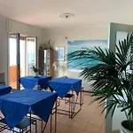 Bed & Breakfast Dimora Di Mare 3*